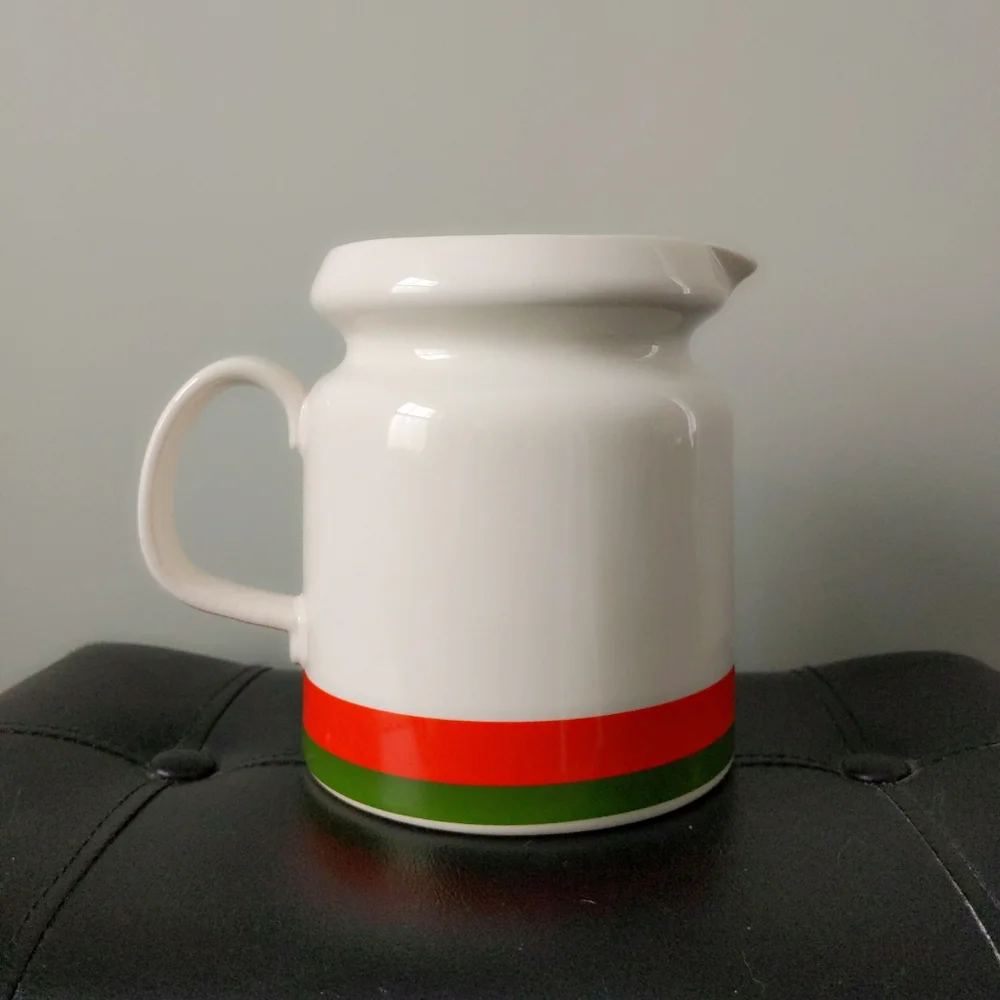 🎉HP🎉 Vintage Modernist 